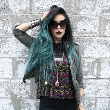 Wonderful-granny-green-ombre-hair-color-choice-for-black-hair-incredible-fashion-look